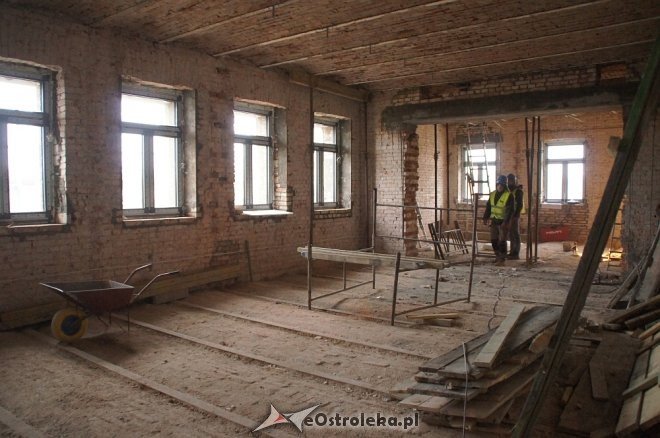 Raport z placu budowy Muzeum Żołnierzy Wyklętych [06.03.2018] - zdjęcie #59 - eOstroleka.pl