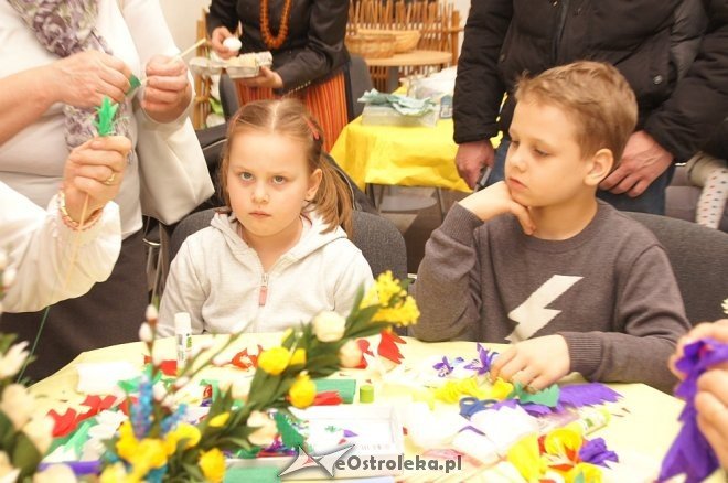 „Ido Śwenta  Źelgejnocy” - warsztaty rodzinne w Muzeum Kultury Kurpiowskiej [11.03.2018] - zdjęcie #32 - eOstroleka.pl