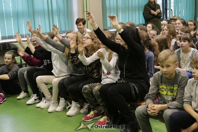 Podsumowanie projektu „Schools in the UK” w SP nr 10 w Ostrołęce [13.03.2018] - zdjęcie #87 - eOstroleka.pl