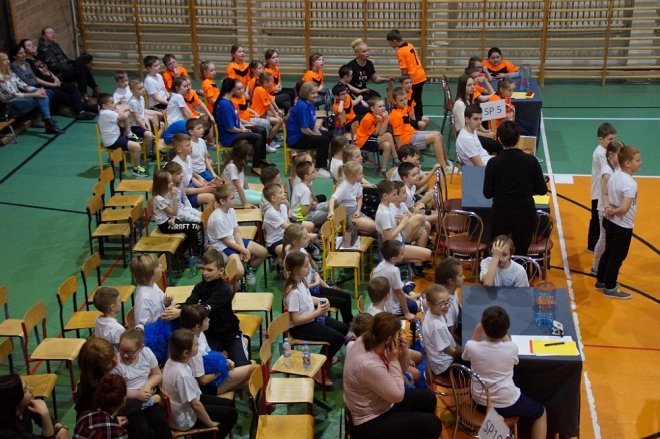 Turniej „Klasa na 5” w SP nr 5 w Ostrołęce [15.03.2018] - zdjęcie #15 - eOstroleka.pl