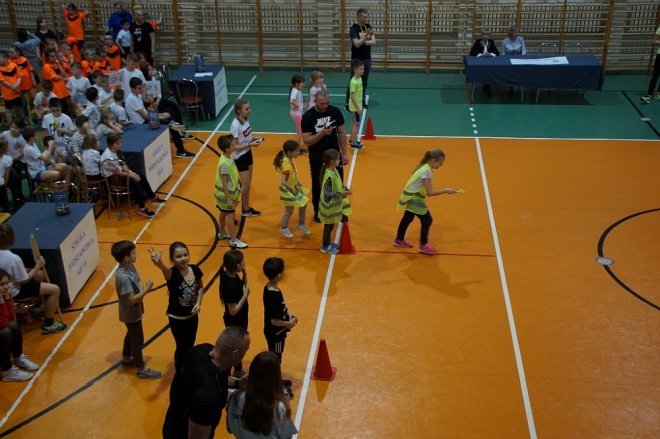 Turniej „Klasa na 5” w SP nr 5 w Ostrołęce [15.03.2018] - zdjęcie #47 - eOstroleka.pl
