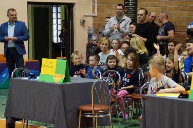 Rodzinny turniej „zerówkowiczów” w Szkole Podstawowej nr 5 w Ostrołęce [19.03.2018] - zdjęcie #1 - eOstroleka.pl