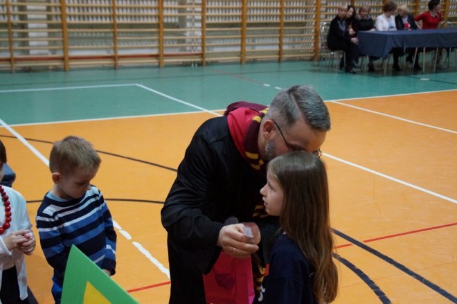 Rodzinny turniej „zerówkowiczów” w Szkole Podstawowej nr 5 w Ostrołęce [19.03.2018] - zdjęcie #13 - eOstroleka.pl