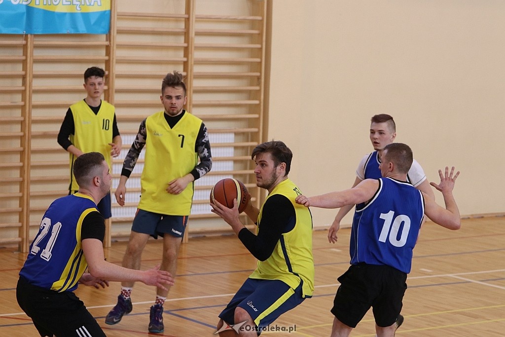 Mistrzostwa Ostrołęki szkół średnich w koszykówce mężczyzn [21.03.2018] - zdjęcie #4 - eOstroleka.pl