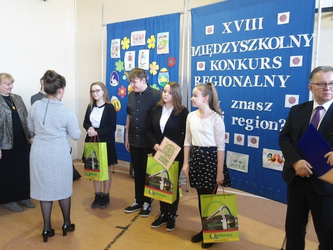XVIII konkurs wiedzy o regionie w Szkole Podstawowej nr 3 w Ostrołęce [24.03.2018] - zdjęcie #37 - eOstroleka.pl
