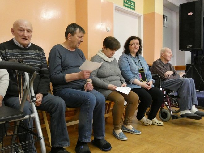 Spotkanie wielkanocne w Domu Pomocy Społecznej w Ostrołęce [02.04.2018] - zdjęcie #18 - eOstroleka.pl