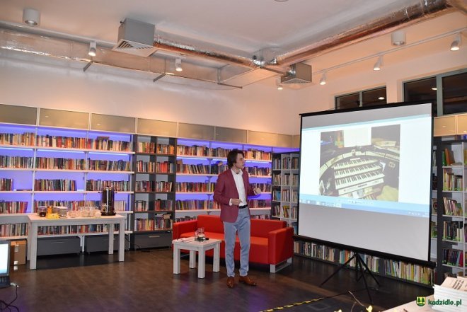 Spotkanie z Adamem Tańskim w kadzidlańskiej bibliotece [04.04.2018] - zdjęcie #12 - eOstroleka.pl