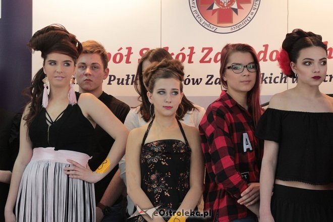 X Festiwal Fryzjerstwa Artystycznego w ZSZ nr 2 [05.04.2018] - zdjęcie #32 - eOstroleka.pl
