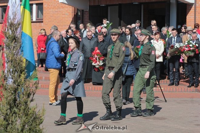 Ostrołęka: Obchody rocznicowe Zbrodni Katyńskiej i Katastrofy Smoleńskiej [07.04.2018] - zdjęcie #97 - eOstroleka.pl