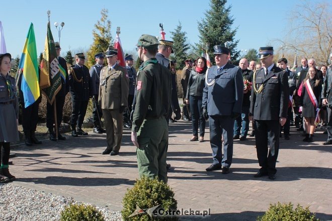 Ostrołęka: Obchody rocznicowe Zbrodni Katyńskiej i Katastrofy Smoleńskiej [07.04.2018] - zdjęcie #60 - eOstroleka.pl
