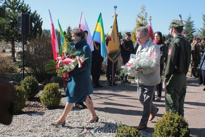Ostrołęka: Obchody rocznicowe Zbrodni Katyńskiej i Katastrofy Smoleńskiej [07.04.2018] - zdjęcie #59 - eOstroleka.pl