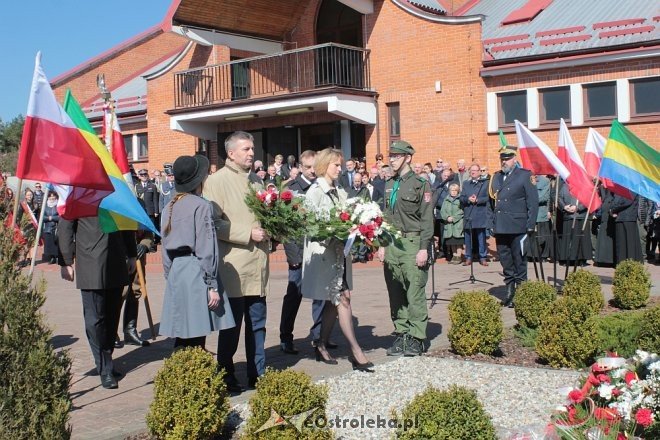 Ostrołęka: Obchody rocznicowe Zbrodni Katyńskiej i Katastrofy Smoleńskiej [07.04.2018] - zdjęcie #65 - eOstroleka.pl