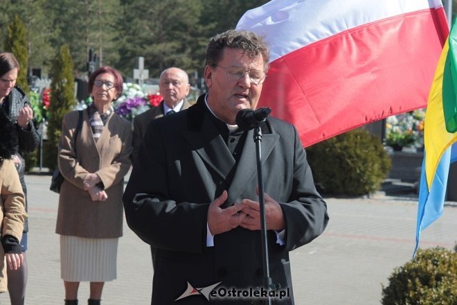 Ostrołęka: Obchody rocznicowe Zbrodni Katyńskiej i Katastrofy Smoleńskiej [07.04.2018] - zdjęcie #17 - eOstroleka.pl