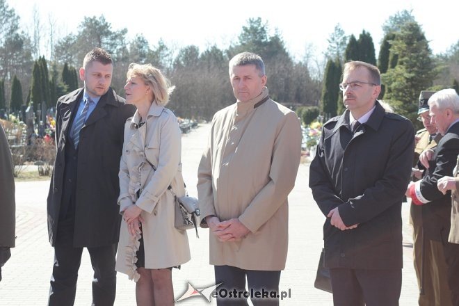 Ostrołęka: Obchody rocznicowe Zbrodni Katyńskiej i Katastrofy Smoleńskiej [07.04.2018] - zdjęcie #12 - eOstroleka.pl