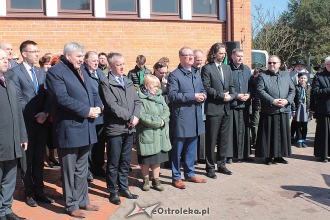 Ostrołęka: Obchody rocznicowe Zbrodni Katyńskiej i Katastrofy Smoleńskiej [07.04.2018] - zdjęcie #8 - eOstroleka.pl