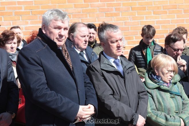 Ostrołęka: Obchody rocznicowe Zbrodni Katyńskiej i Katastrofy Smoleńskiej [07.04.2018] - zdjęcie #7 - eOstroleka.pl