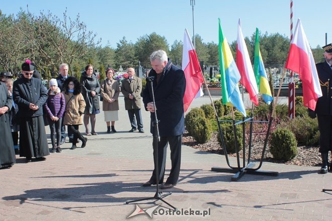 Ostrołęka: Obchody rocznicowe Zbrodni Katyńskiej i Katastrofy Smoleńskiej [07.04.2018] - zdjęcie #5 - eOstroleka.pl