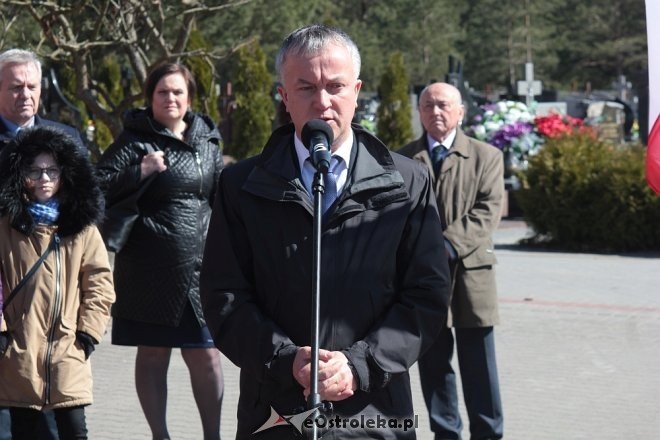 Ostrołęka: Obchody rocznicowe Zbrodni Katyńskiej i Katastrofy Smoleńskiej [07.04.2018] - zdjęcie #2 - eOstroleka.pl