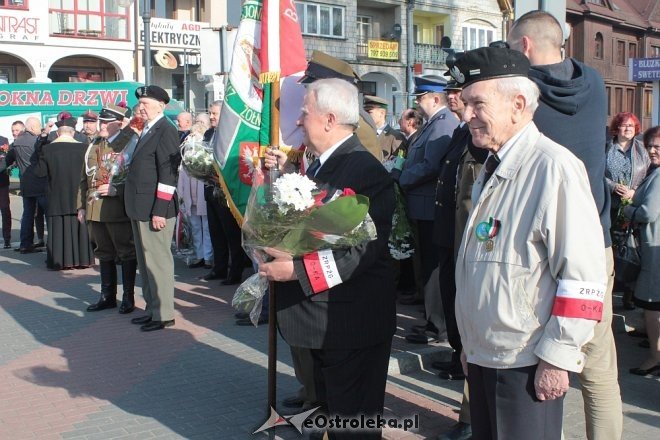 Ostrołęczanie uczcili pamięć ofiar Katastrofy Smoleńskiej [10.04.2018] - zdjęcie #2 - eOstroleka.pl