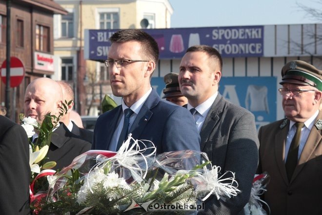 Ostrołęczanie uczcili pamięć ofiar Katastrofy Smoleńskiej [10.04.2018] - zdjęcie #8 - eOstroleka.pl