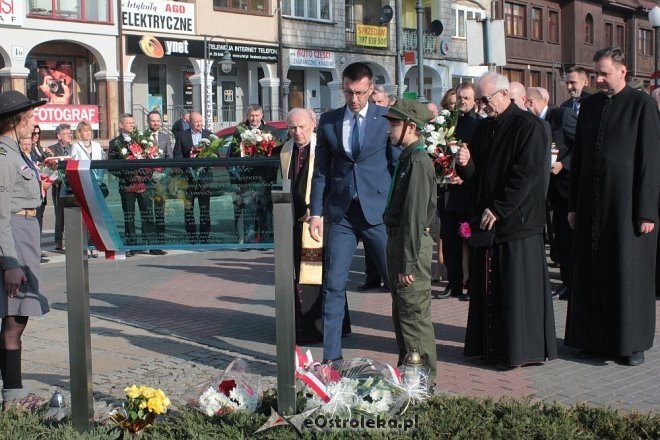 Ostrołęczanie uczcili pamięć ofiar Katastrofy Smoleńskiej [10.04.2018] - zdjęcie #46 - eOstroleka.pl