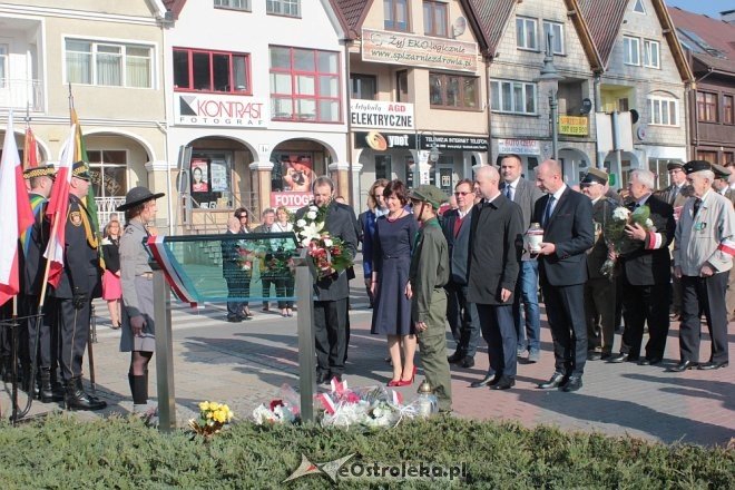 Ostrołęczanie uczcili pamięć ofiar Katastrofy Smoleńskiej [10.04.2018] - zdjęcie #47 - eOstroleka.pl