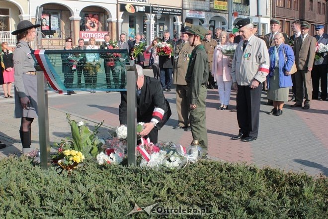 Ostrołęczanie uczcili pamięć ofiar Katastrofy Smoleńskiej [10.04.2018] - zdjęcie #57 - eOstroleka.pl