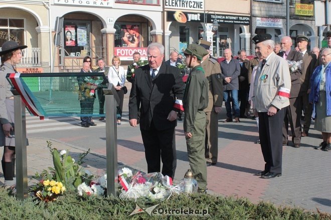 Ostrołęczanie uczcili pamięć ofiar Katastrofy Smoleńskiej [10.04.2018] - zdjęcie #58 - eOstroleka.pl