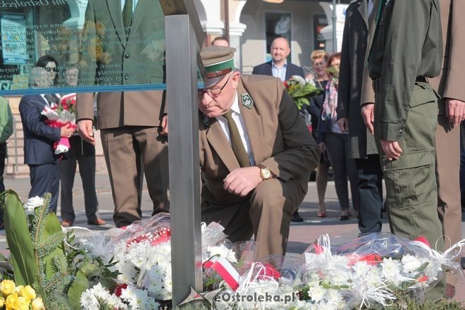 Ostrołęczanie uczcili pamięć ofiar Katastrofy Smoleńskiej [10.04.2018] - zdjęcie #66 - eOstroleka.pl