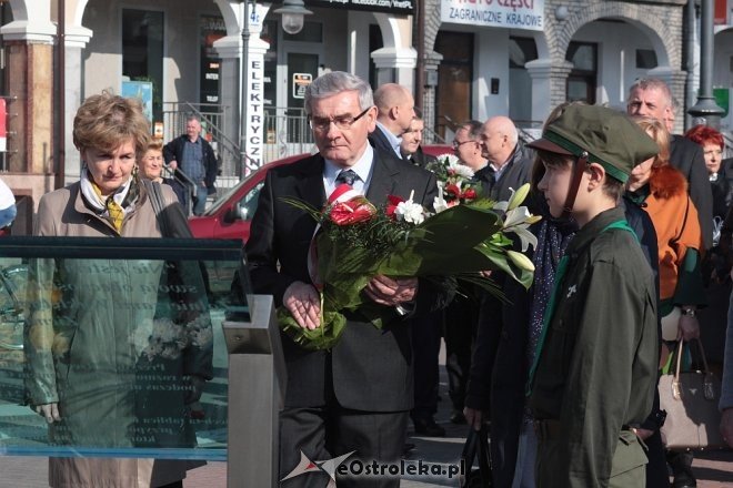 Ostrołęczanie uczcili pamięć ofiar Katastrofy Smoleńskiej [10.04.2018] - zdjęcie #79 - eOstroleka.pl
