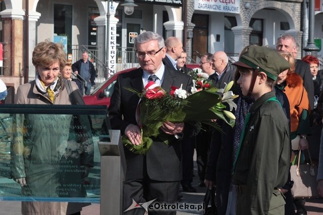 Ostrołęczanie uczcili pamięć ofiar Katastrofy Smoleńskiej [10.04.2018] - zdjęcie #28 - eOstroleka.pl