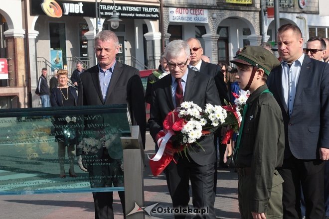 Ostrołęczanie uczcili pamięć ofiar Katastrofy Smoleńskiej [10.04.2018] - zdjęcie #83 - eOstroleka.pl