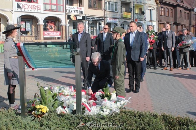 Ostrołęczanie uczcili pamięć ofiar Katastrofy Smoleńskiej [10.04.2018] - zdjęcie #85 - eOstroleka.pl