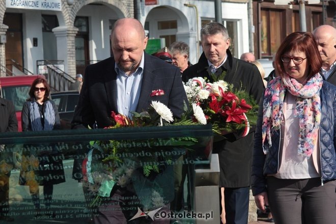Ostrołęczanie uczcili pamięć ofiar Katastrofy Smoleńskiej [10.04.2018] - zdjęcie #99 - eOstroleka.pl