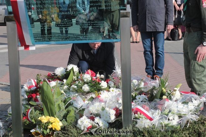 Ostrołęczanie uczcili pamięć ofiar Katastrofy Smoleńskiej [10.04.2018] - zdjęcie #103 - eOstroleka.pl