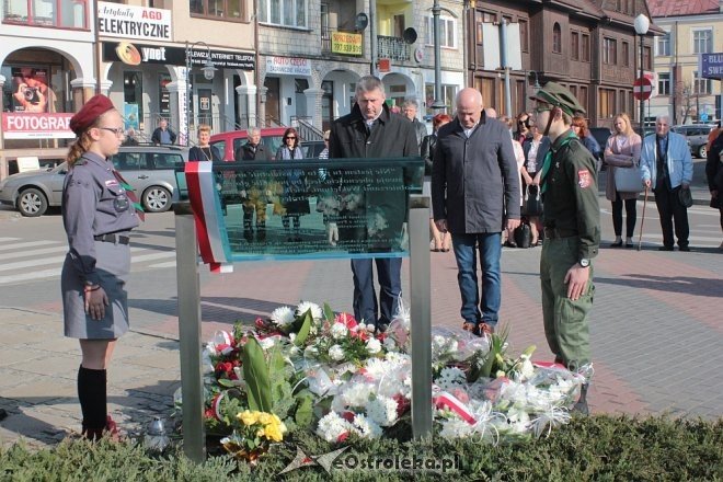Ostrołęczanie uczcili pamięć ofiar Katastrofy Smoleńskiej [10.04.2018] - zdjęcie #104 - eOstroleka.pl