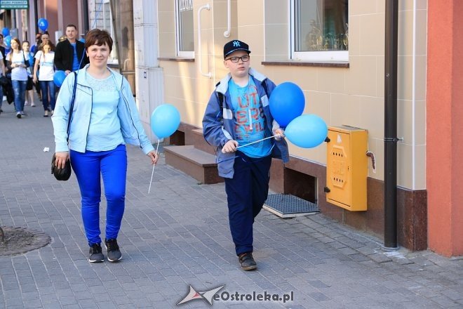 Niebieski Marsz ulicami Ostrołęki [14.04.2018] - zdjęcie #7 - eOstroleka.pl