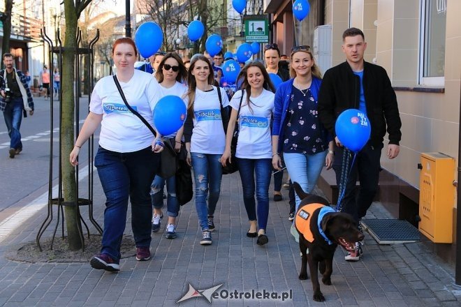 Niebieski Marsz ulicami Ostrołęki [14.04.2018] - zdjęcie #9 - eOstroleka.pl
