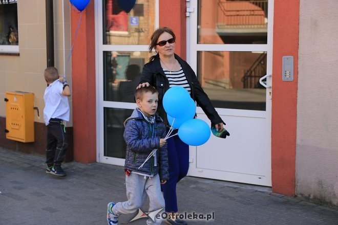 Niebieski Marsz ulicami Ostrołęki [14.04.2018] - zdjęcie #23 - eOstroleka.pl