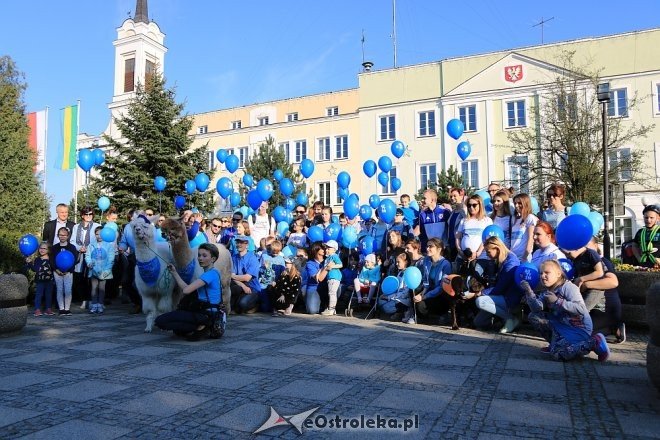Niebieski Marsz ulicami Ostrołęki [14.04.2018] - zdjęcie #47 - eOstroleka.pl