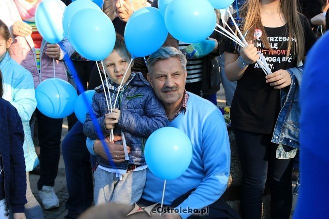 Niebieski Marsz ulicami Ostrołęki [14.04.2018] - zdjęcie #58 - eOstroleka.pl