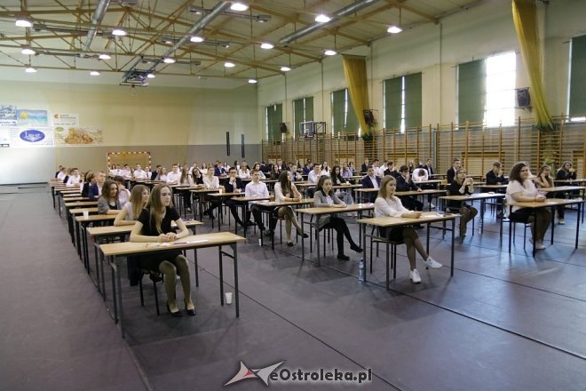 Egzamin gimnazjalny 2018: Drugi dzień zmagań i test matematyczno-przyrodniczy [19.04.2018] - zdjęcie #36 - eOstroleka.pl