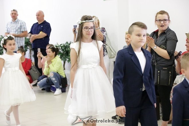 Dzień Rodziny i wiosenny pokaz mody w Hali Targowej Feniks [22.04.2018] - zdjęcie #6 - eOstroleka.pl