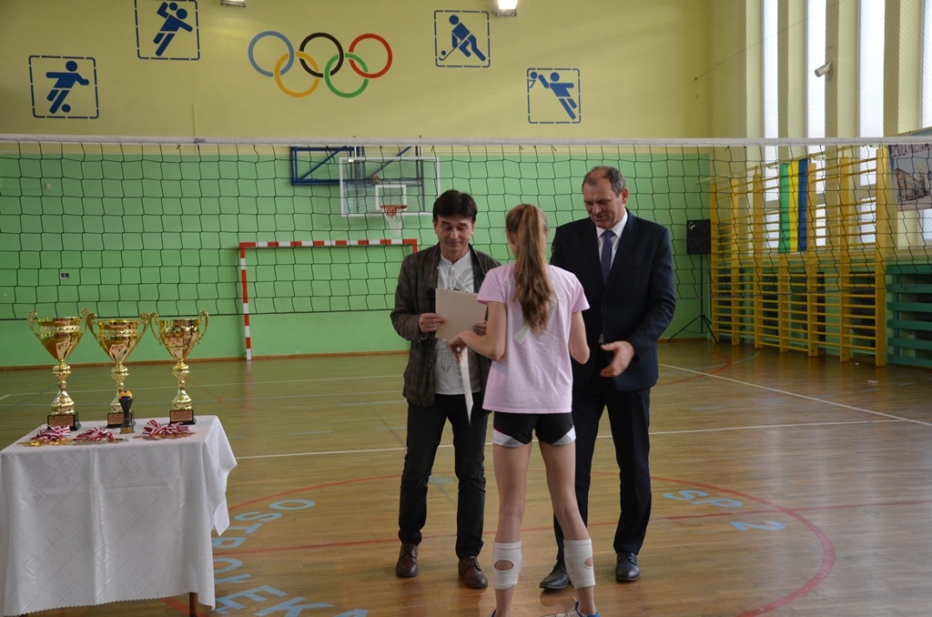 Turniej siatkówki w SP 2 [19.04.2018] - zdjęcie #14 - eOstroleka.pl