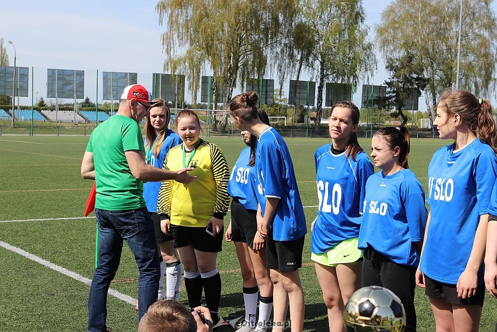 Mistrzostwa Ostrołęki szkół średnich w piłce nożnej kobiet [23.04.2018] - zdjęcie #30 - eOstroleka.pl