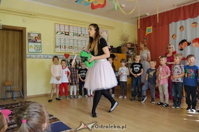 Edukacyjny spektakl w Krainie Misiów [24.04.2018] - zdjęcie #63 - eOstroleka.pl