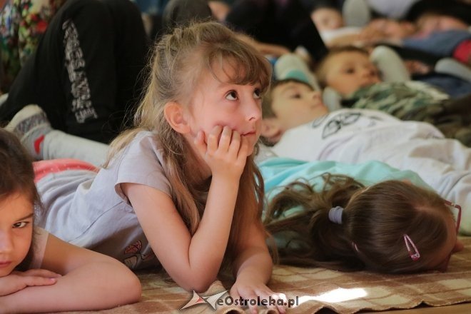 Edukacyjny spektakl w Krainie Misiów [24.04.2018] - zdjęcie #33 - eOstroleka.pl