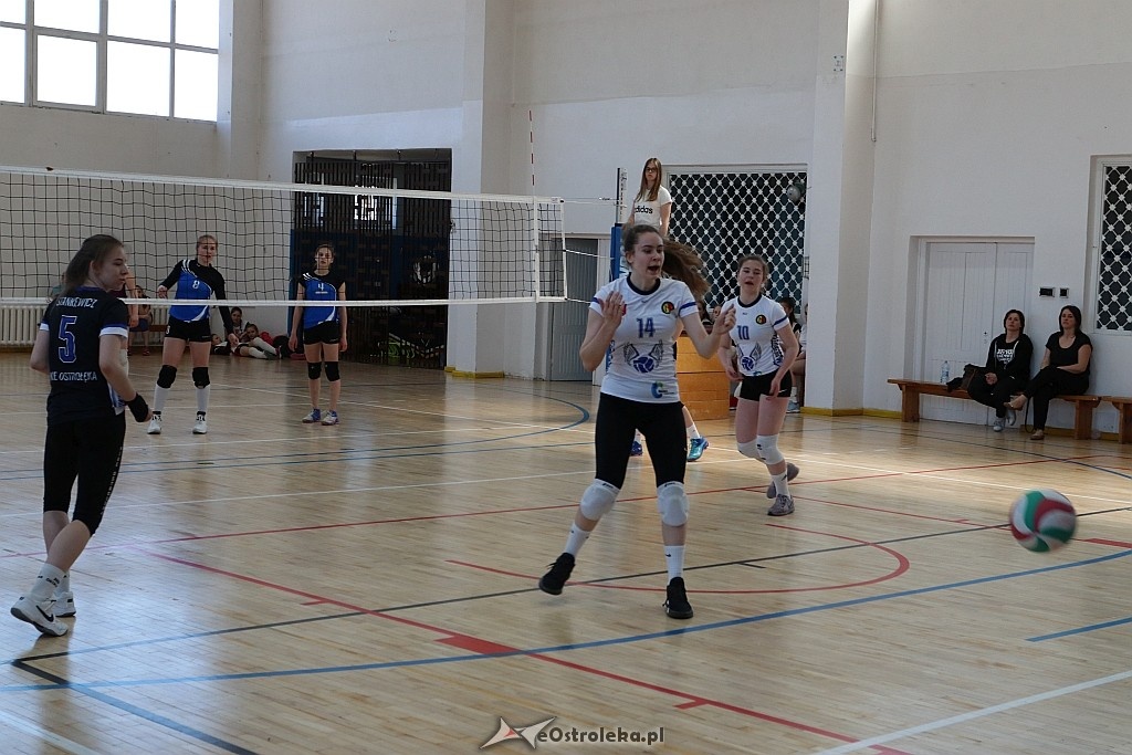 Turniej o Puchar Prezesa OTPS Nike Ostrołęka [22.04.2018] - zdjęcie #1 - eOstroleka.pl