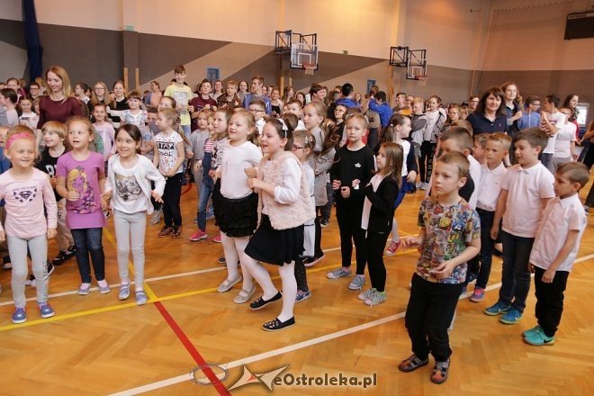 Dzień tańca w ostrołęckiej „dziesiątce” [25.04.2018] - zdjęcie #10 - eOstroleka.pl