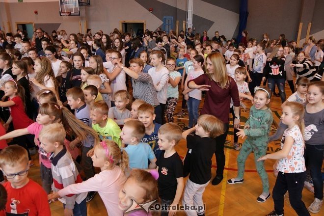 Dzień tańca w ostrołęckiej „dziesiątce” [25.04.2018] - zdjęcie #20 - eOstroleka.pl